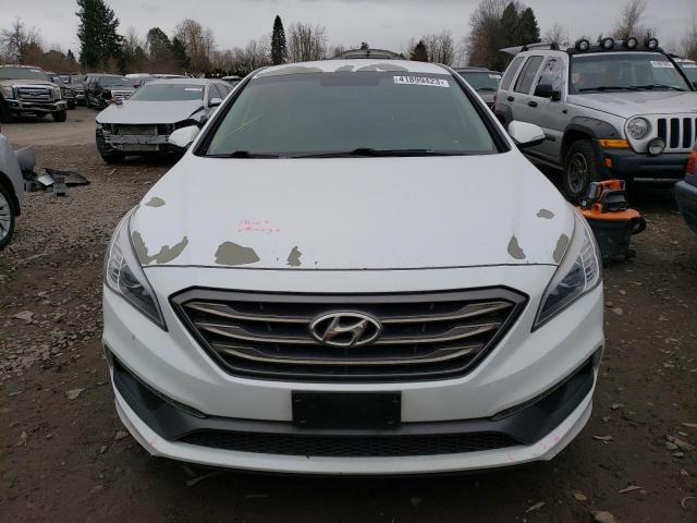 5NPE34AF0GH400158 - 2016 HYUNDAI SONATA SPORT WHITE photo 5