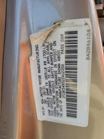 1Y1SK54852Z412358 - 2002 CHEVROLET GEO PRIZM BASE BEIGE photo 12