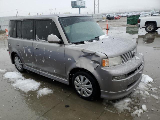 JTLKT324264051782 - 2006 TOYOTA SCION XB SILVER photo 4