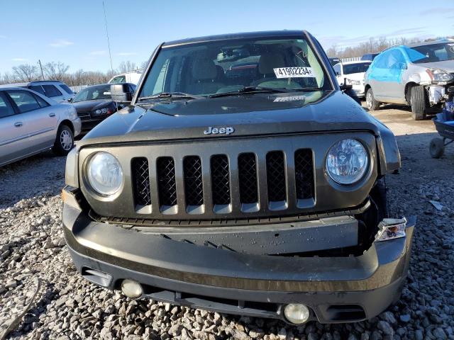 1C4NJRBB3FD416941 - 2015 JEEP PATRIOT SPORT GREEN photo 5