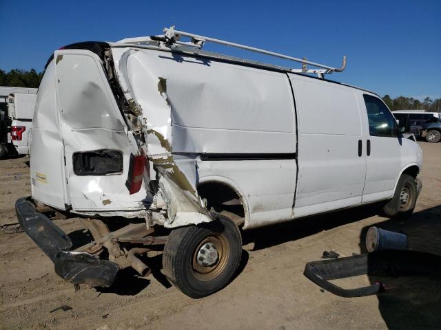 1GCGG29K091137179 - 2009 CHEVROLET EXPRESS G2 WHITE photo 3