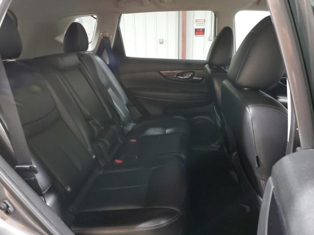 JN8AT2MV6JW325073 - 2018 NISSAN ROGUE S GRAY photo 11