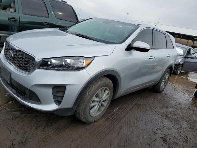 5XYPGDA51KG555256 - 2019 KIA SORENTO LX SILVER photo 1