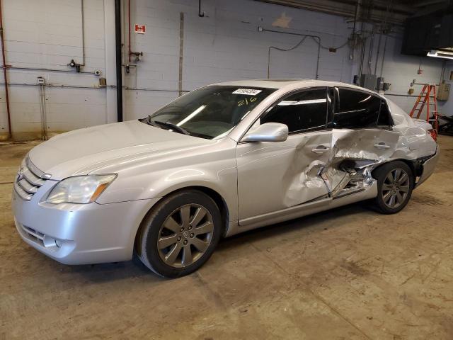 2006 TOYOTA AVALON XL, 