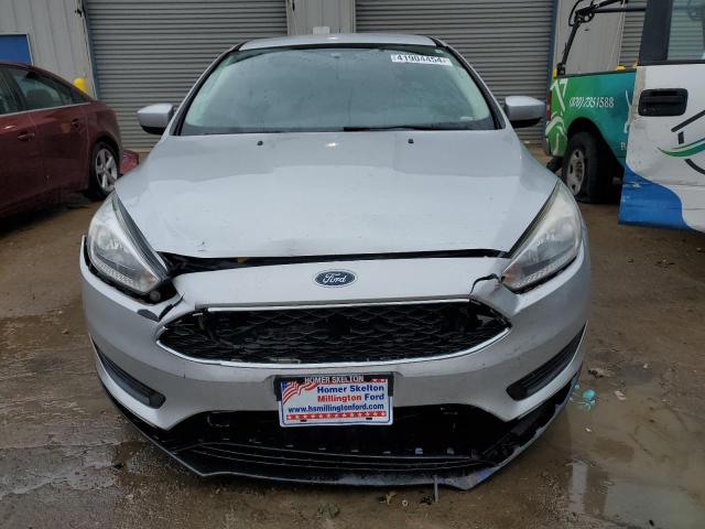 1FADP3F20JL225046 - 2018 FORD 1220 HST SE SILVER photo 5