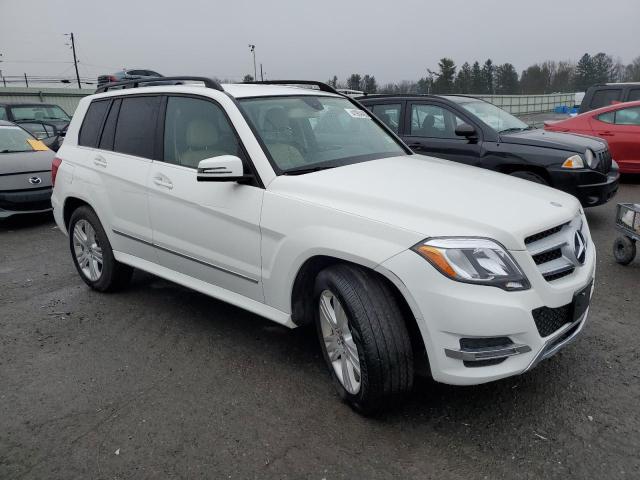 WDCGG0EB0DG108176 - 2013 MERCEDES-BENZ GLK 250 BLUETEC WHITE photo 4