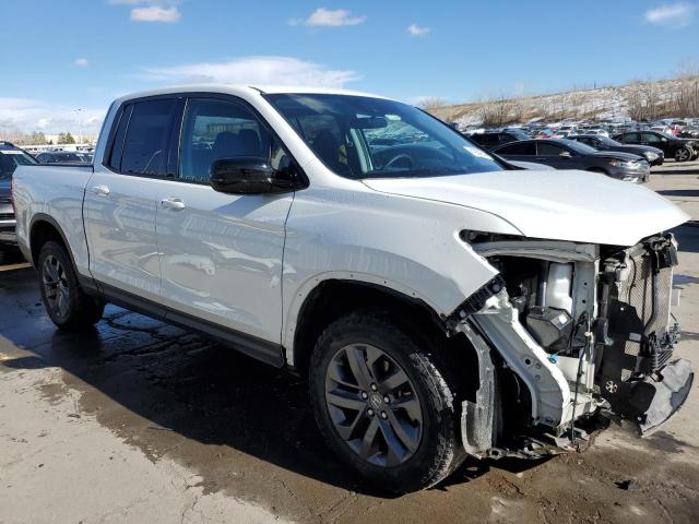 5FPYK3F11MB000313 - 2021 HONDA RIDGELINE SPORT WHITE photo 4