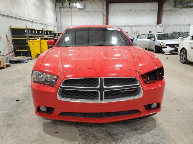 2C3CDXHG9EH349919 - 2014 DODGE CHARGER SXT RED photo 5