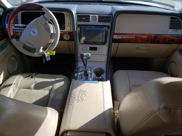 5LMFU28535LJ23302 - 2005 LINCOLN NAVIGATOR ბეჟი ფოტო 8