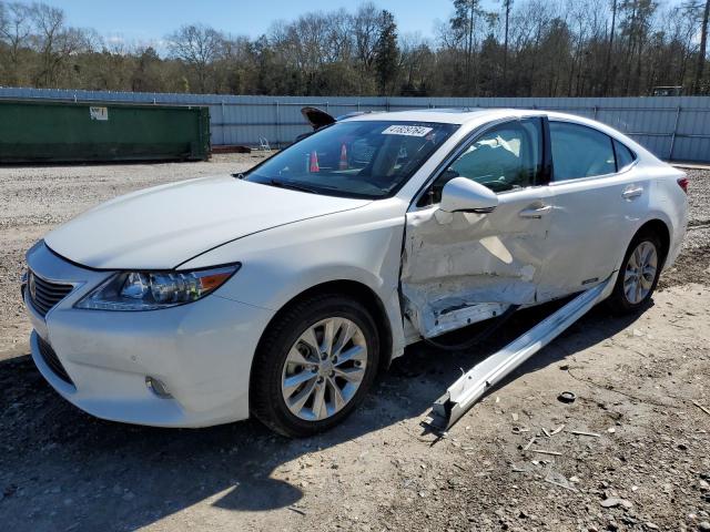 JTHBW1GG2D2028052 - 2013 LEXUS ES 300H WHITE photo 1