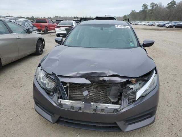 2HGFC2F52JH580592 - 2018 HONDA CIVIC LX GRAY photo 11