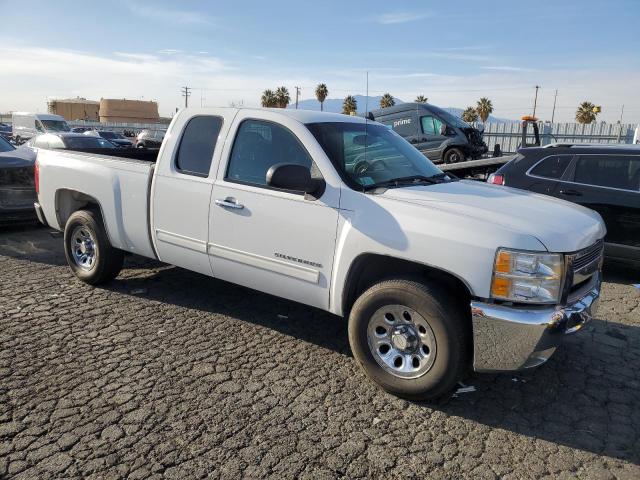 1GCRCREA8CZ280397 - 2012 CHEVROLET SILVERADO C1500  LS WHITE photo 4