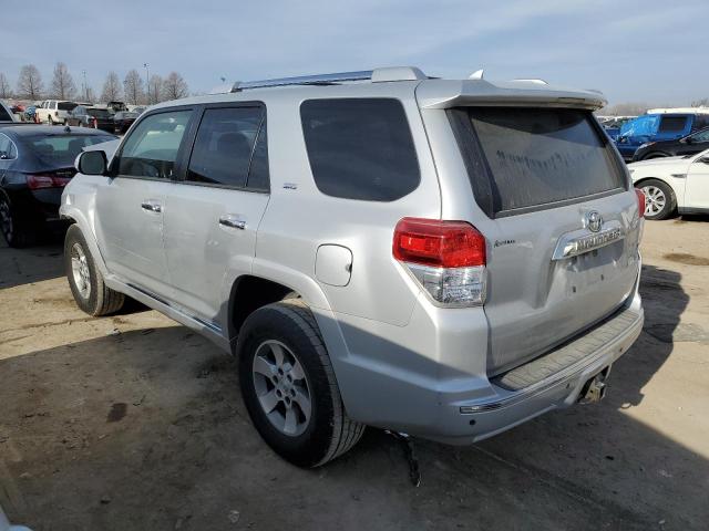 JTEBU5JR1D5144930 - 2013 TOYOTA 4RUNNER SR5 SILVER photo 2