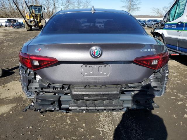 ZARFAEDN5J7591872 - 2018 ALFA ROMEO GIULIA Q4 CHARCOAL photo 6