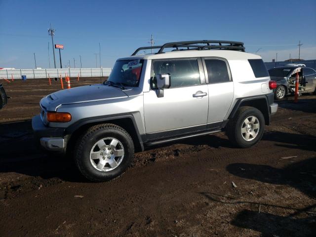 JTEBU11F870045828 - 2007 TOYOTA FJ CRUISER SILVER photo 1