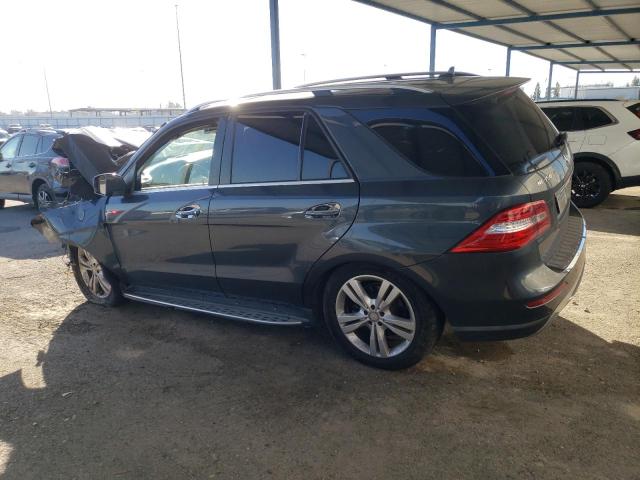 4JGDA5HB2EA418378 - 2014 MERCEDES-BENZ ML 350 4MATIC GRAY photo 2