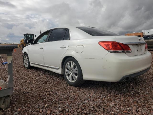 4T1BK3DB8BU393401 - 2011 TOYOTA AVALON BASE WHITE photo 2