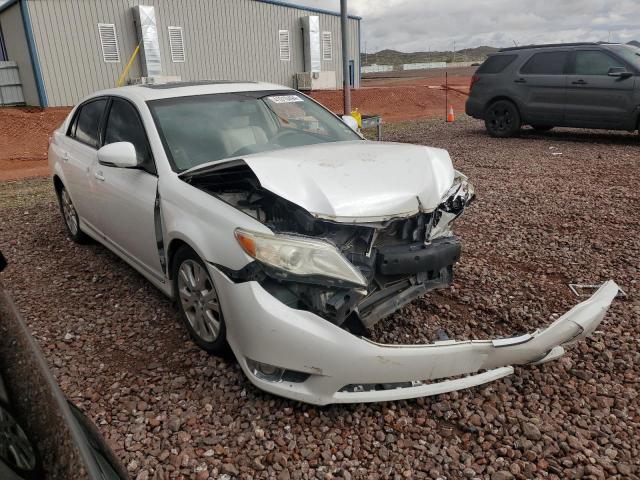 4T1BK3DB8BU393401 - 2011 TOYOTA AVALON BASE WHITE photo 4