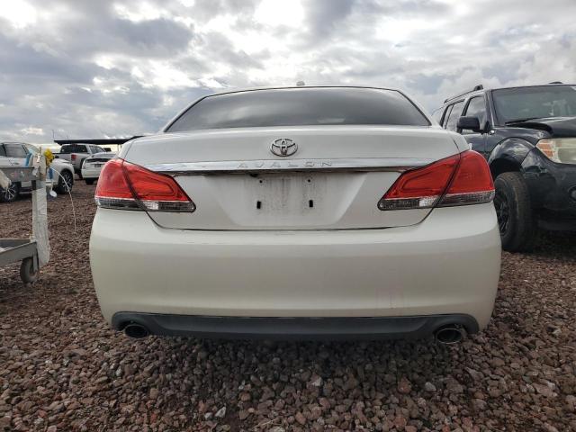 4T1BK3DB8BU393401 - 2011 TOYOTA AVALON BASE 白色 照片 6