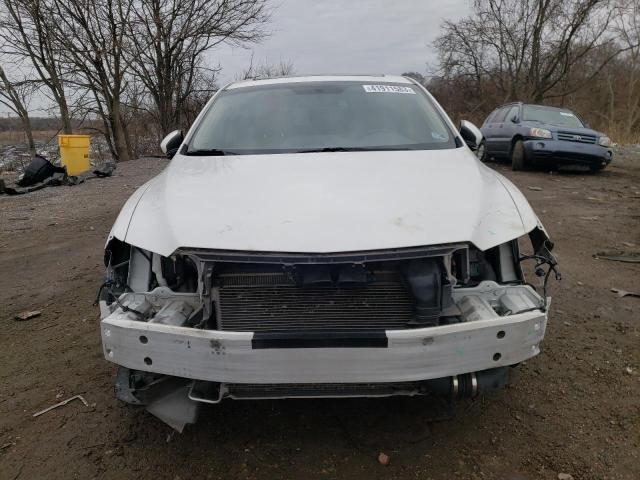 19UDE2F33HA015860 - 2017 ACURA ILX BASE WATCH PLUS WHITE photo 5