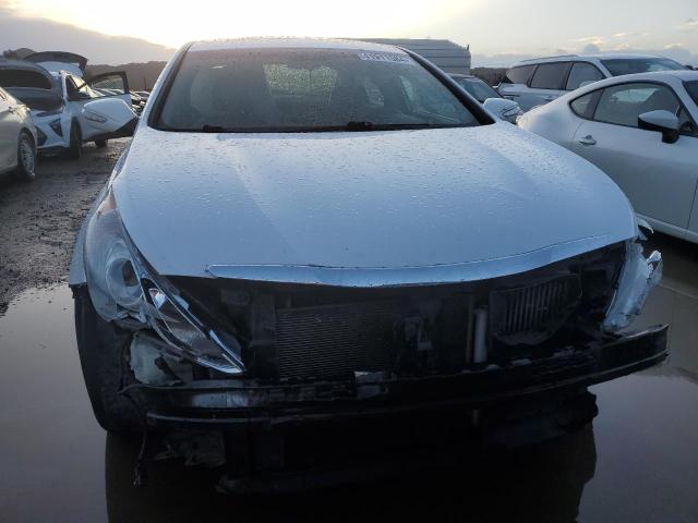 5NPEC4AB3BH272942 - 2011 HYUNDAI SONATA SE WHITE photo 5