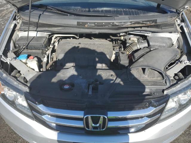 5FNRL5H61FB024516 - 2015 HONDA ODYSSEY EXL SILVER photo 11