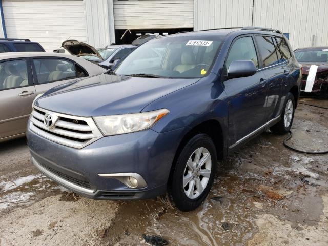 5TDZK3EH0DS123074 - 2013 TOYOTA HIGHLANDER BASE BLUE photo 1