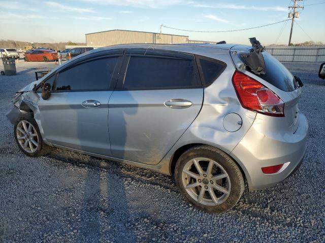 3FADP4EJ0KM106105 - 2019 FORD FIESTA SE SILVER photo 2