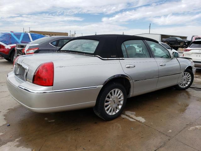 1LNHM81W53Y706472 - 2003 LINCOLN TOWN CAR EXECUTIVE Серебристый фото 3