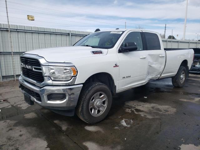 3C63R3HL3MG616822 - 2021 RAM 3500 BIG HORN WHITE photo 1