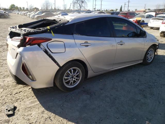 JTDKAMFP1N3216317 - 2022 TOYOTA PRIUS PRIM LE 银色 照片 3