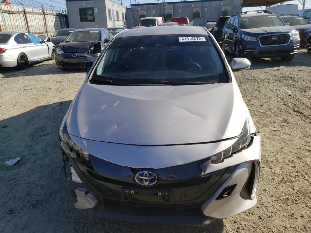 JTDKAMFP1N3216317 - 2022 TOYOTA PRIUS PRIM LE 银色 照片 5