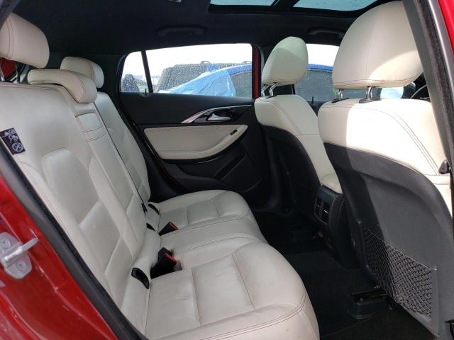 SJKCH5CP9HA026370 - 2017 INFINITI QX30 BASE RED photo 10