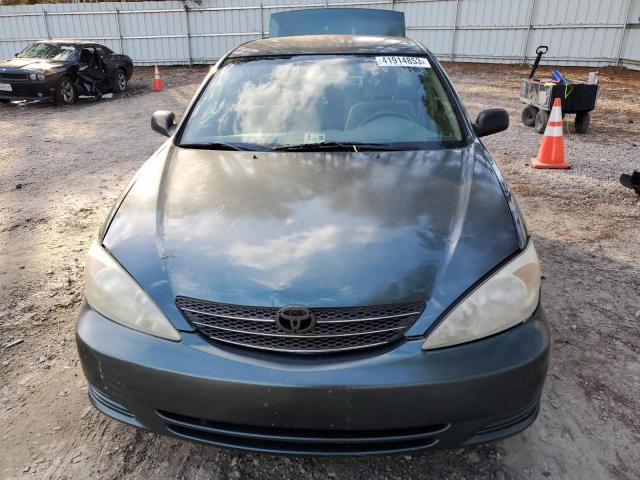 4T1BE32K12U523142 - 2002 TOYOTA CAMRY CHARCOAL photo 5