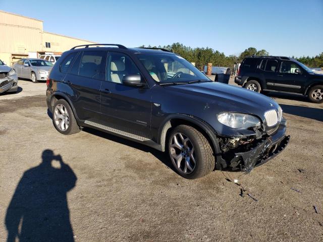 5UXZW0C5XBL369073 - 2011 BMW X5 XDRIVE35D BLACK photo 4