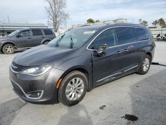 2C4RC1BG2JR211707 - 2018 CHRYSLER PACIFICA TOURING L GRAY photo 1