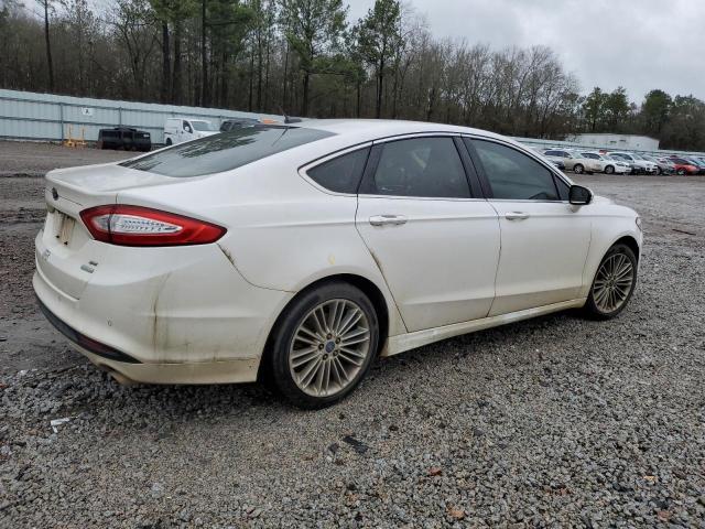 3FA6P0HRXDR355603 - 2013 FORD FUSION SE WHITE photo 3