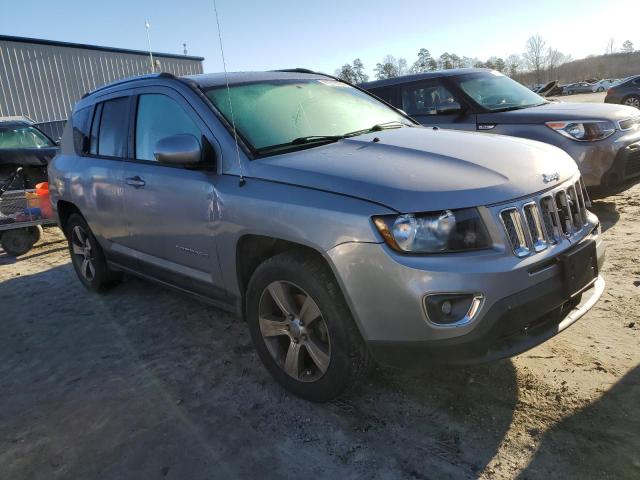 1C4NJDEB8HD125305 - 2017 JEEP COMPASS LATITUDE GRAY photo 4