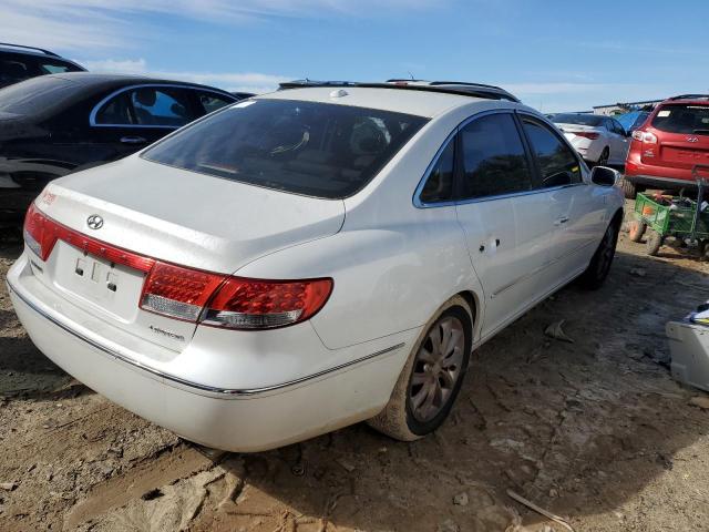 KMHFC46F98A304868 - 2008 HYUNDAI AZERA SE WHITE photo 3