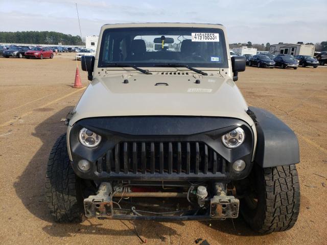 1C4AJWAG8HL556034 - 2017 JEEP WRANGLER SPORT BEIGE photo 5