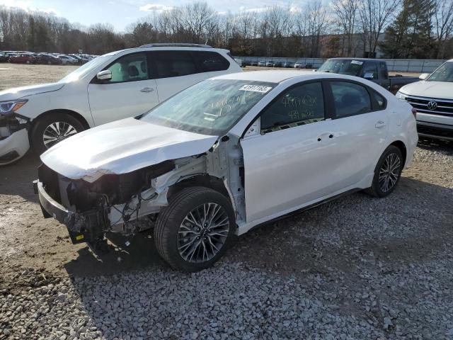 3KPF54AD3PE563131 - 2023 KIA FORTE GT LINE WHITE photo 1