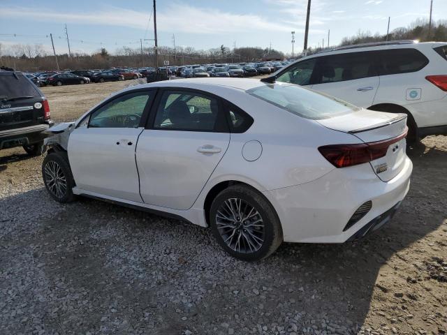 3KPF54AD3PE563131 - 2023 KIA FORTE GT LINE WHITE photo 2