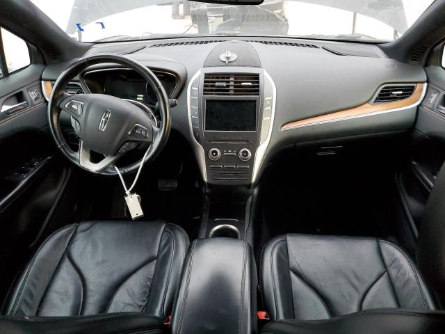 5LMCJ3D98HUL45536 - 2017 LINCOLN MKC RESERVE BLACK photo 8