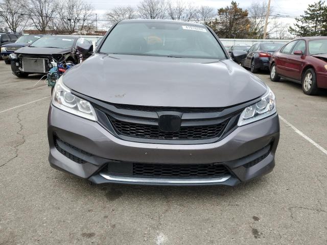 1HGCR2F69HA025402 - 2017 HONDA ACCORD SPORT GRAY photo 5