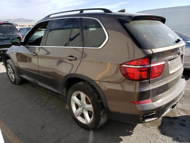 5UXZV8C54BLL67790 - 2011 BMW X5 XDRIVE50I TAN photo 2