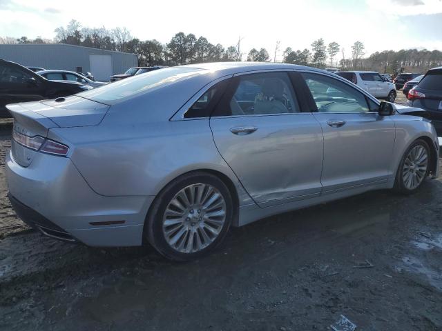 3LN6L2GK8DR817660 - 2013 LINCOLN MKZ SILVER photo 3