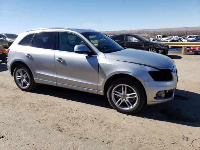 WA1LFAFP5FA085940 - 2015 AUDI Q5 PREMIUM PLUS SILVER photo 4