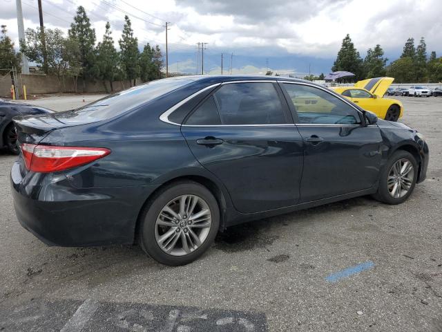 4T1BF1FKXGU532067 - 2016 TOYOTA CAMRY LE BLUE photo 3