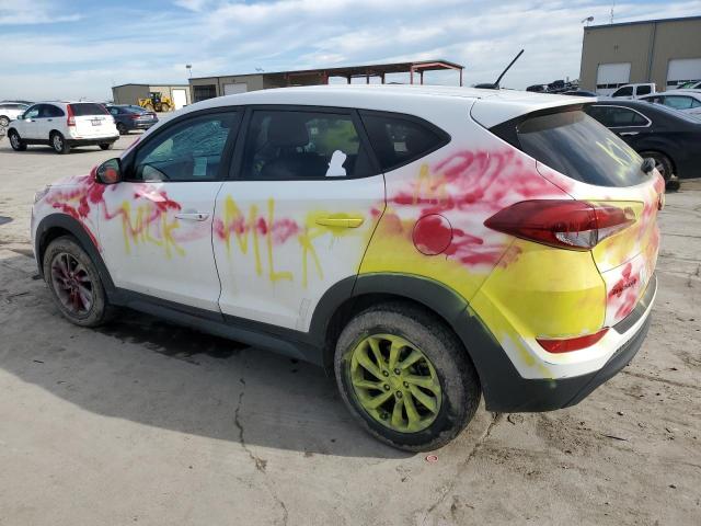 KM8J23A42HU516104 - 2017 HYUNDAI TUCSON SE WHITE photo 2