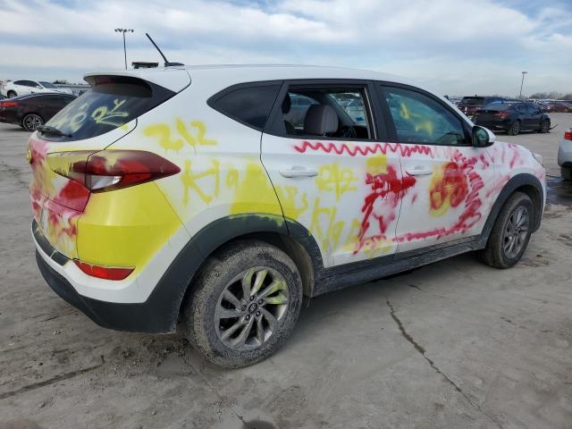 KM8J23A42HU516104 - 2017 HYUNDAI TUCSON SE WHITE photo 3